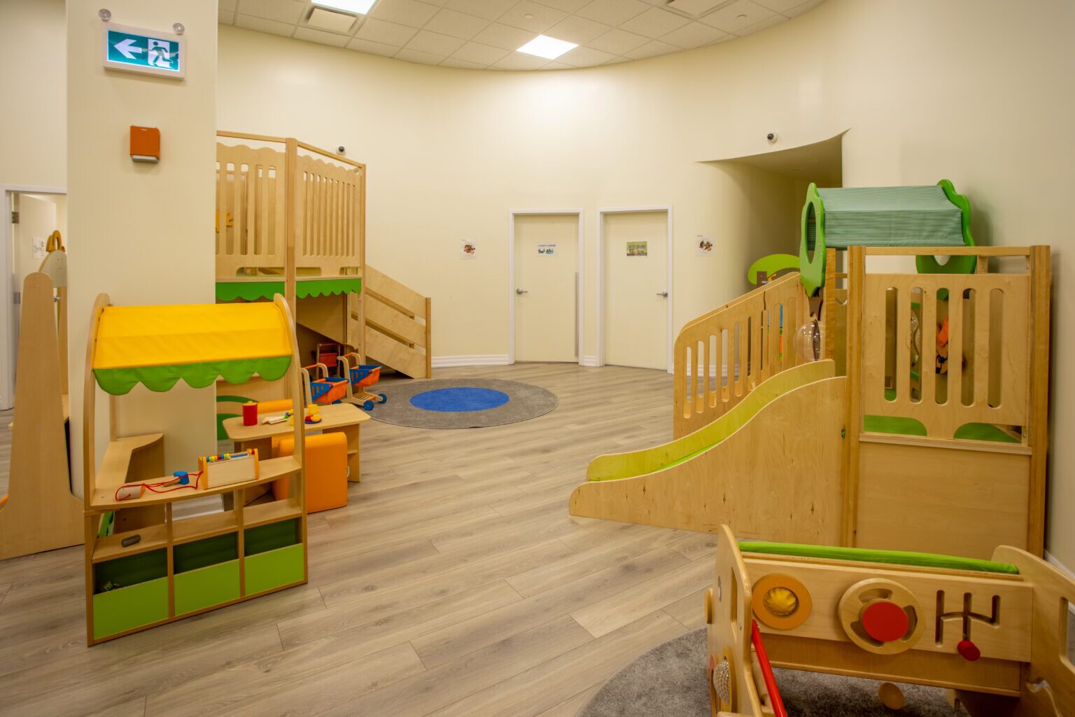 Daycare-les fanfans-1536x1024 RCATSone lobby area